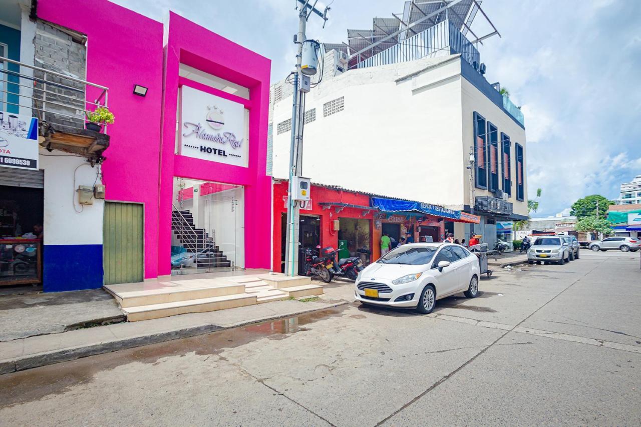 ホテル Ayenda Alameda Real Montería エクステリア 写真